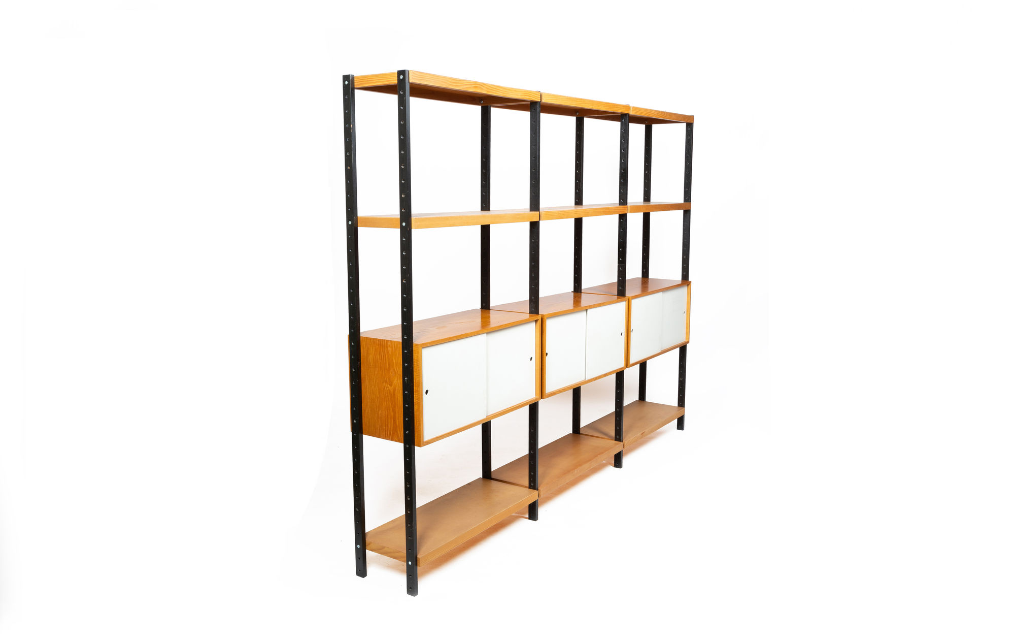 Benedikt Rohner System shelf