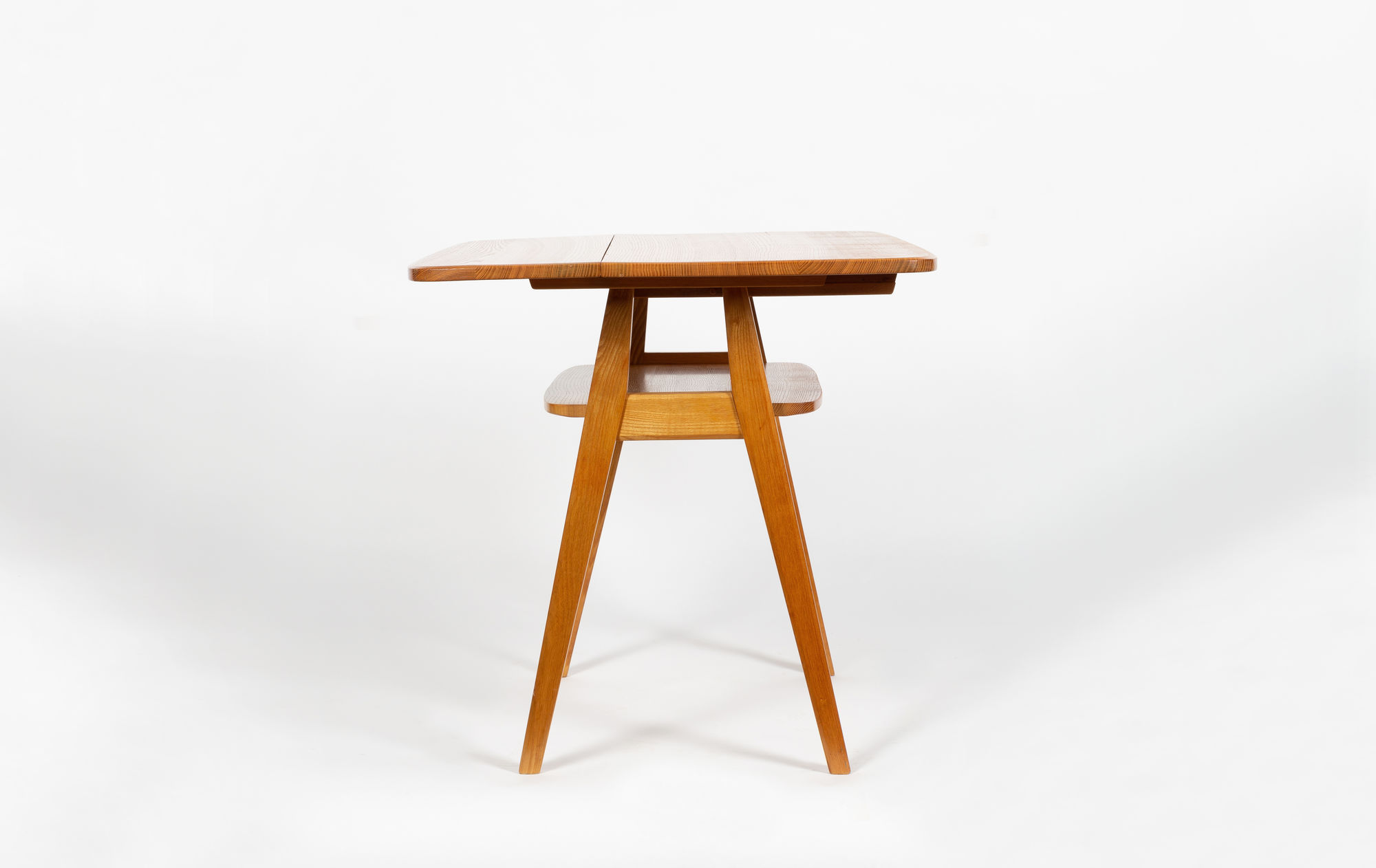 Jacob Müller Side table