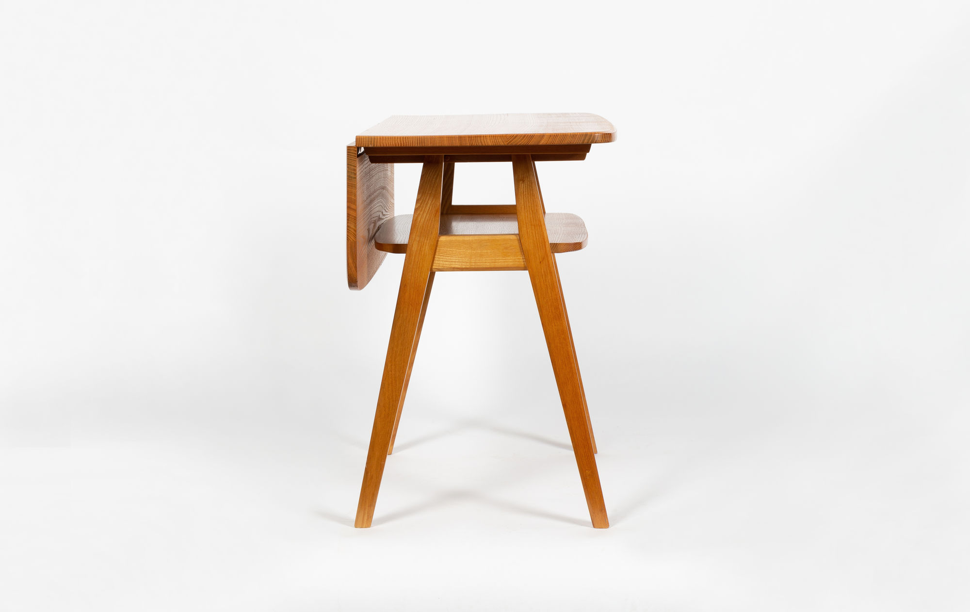 Jacob Müller Side table