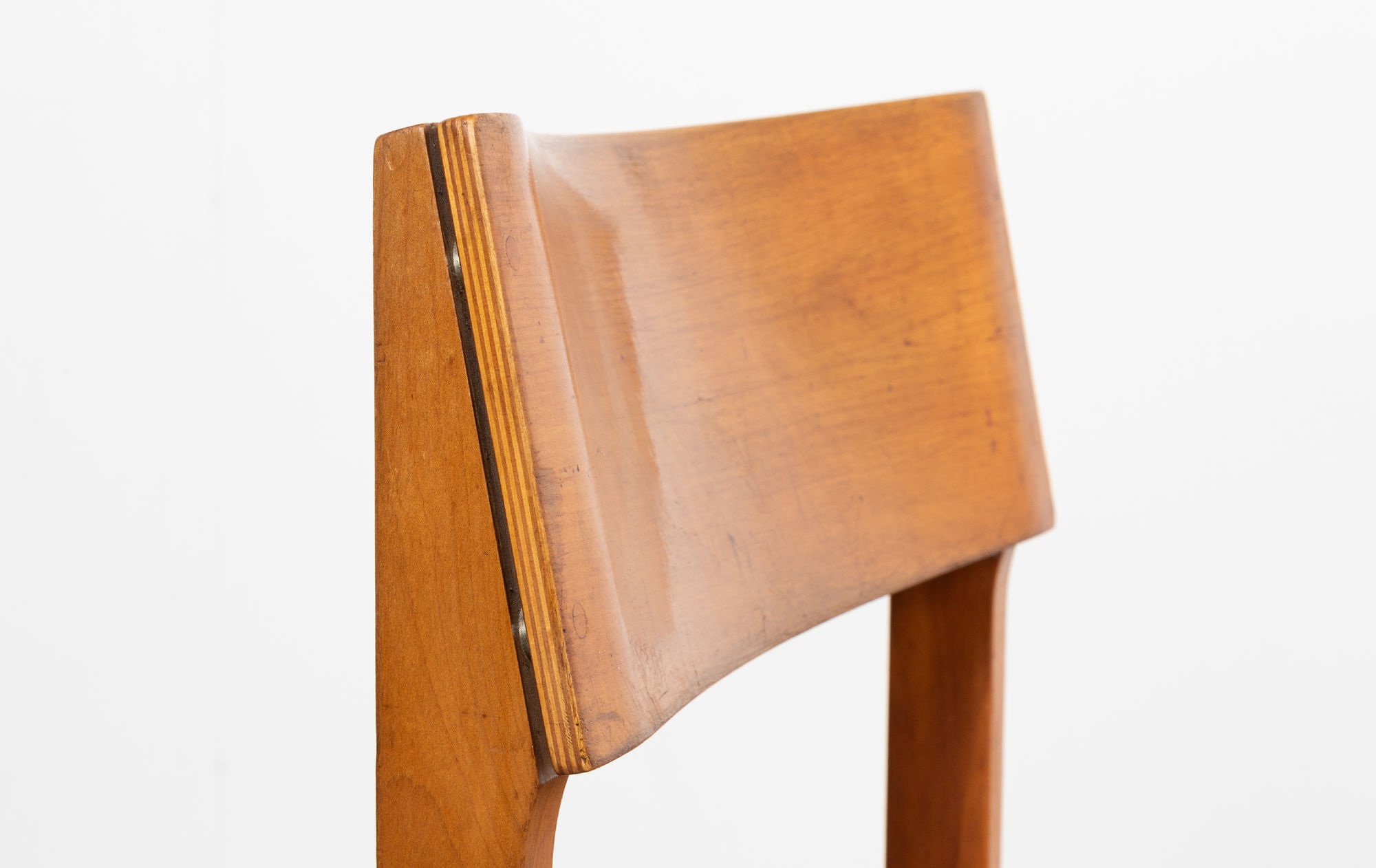 Toni Bee chairs