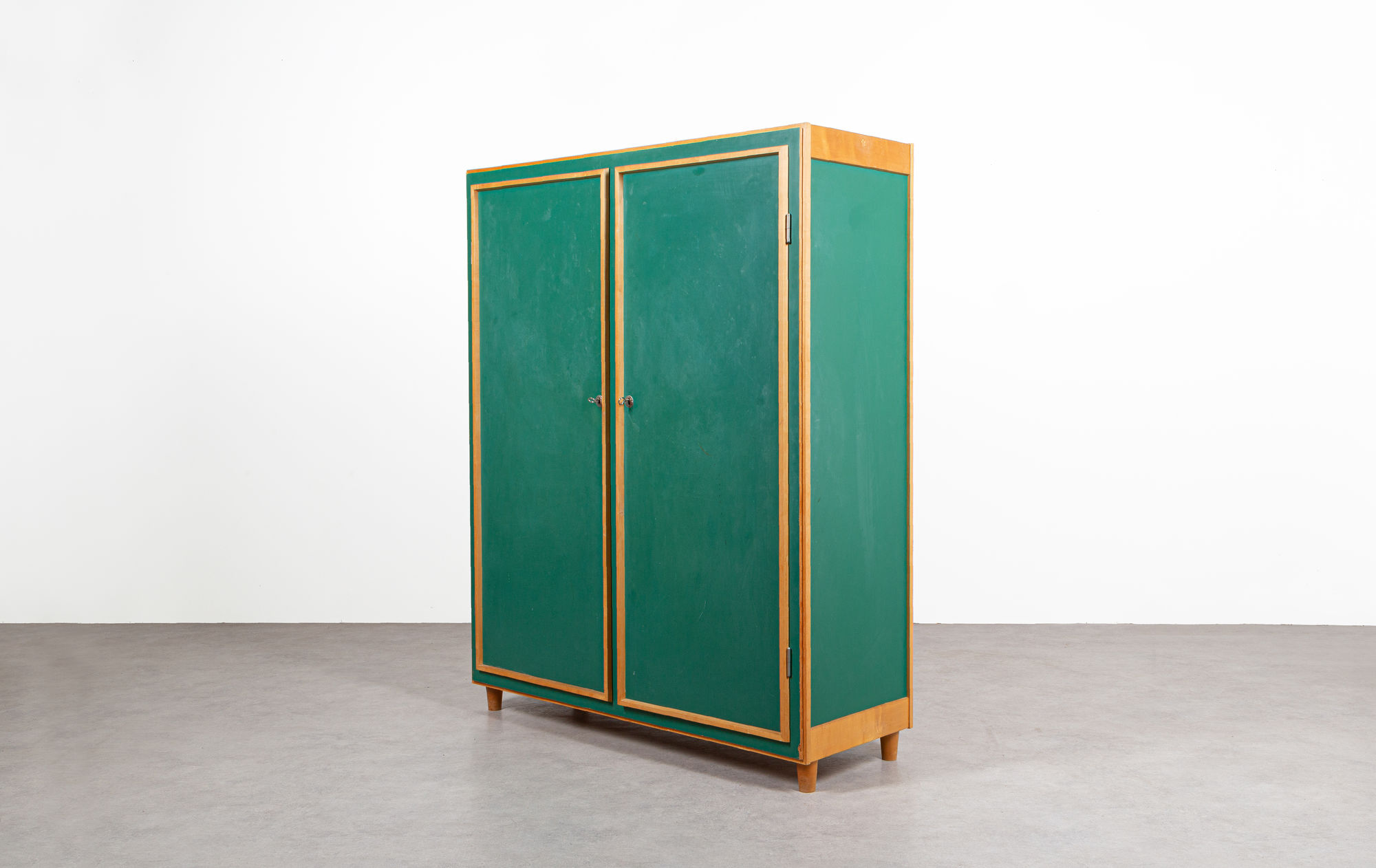 Willy Guhl Pavatexschrank
