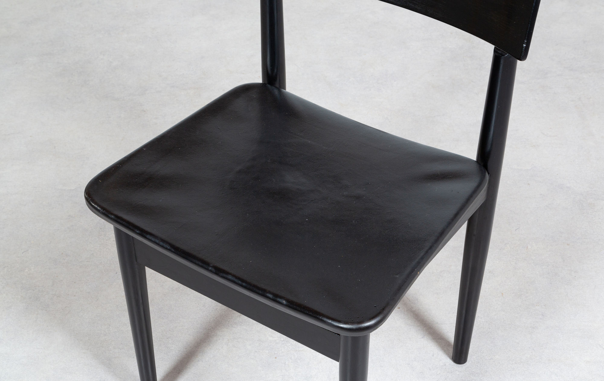 Willy Guhl chairs Museum Rietberg