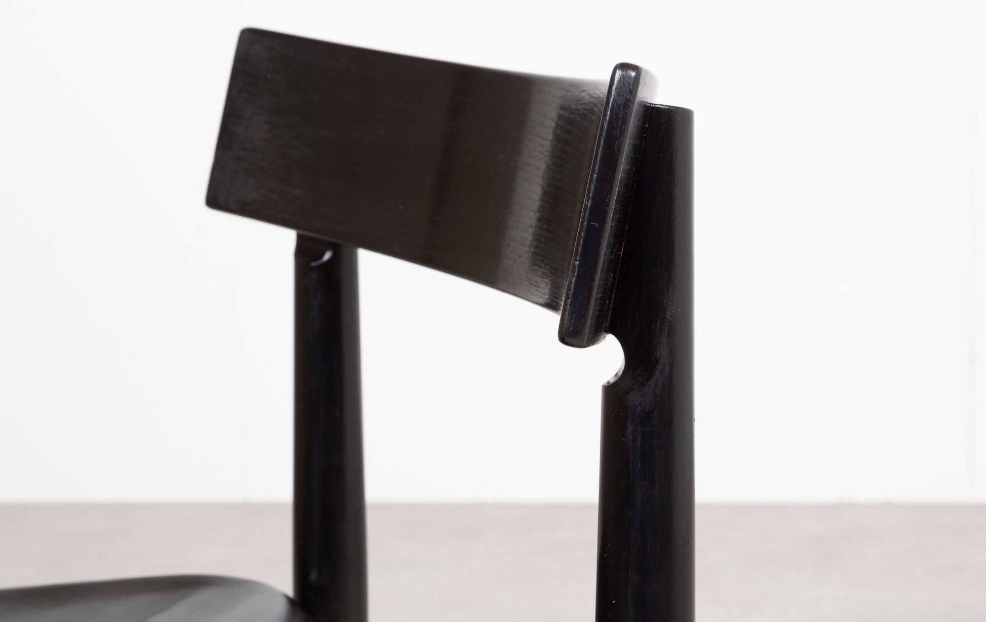 Willy Guhl chairs Museum Rietberg