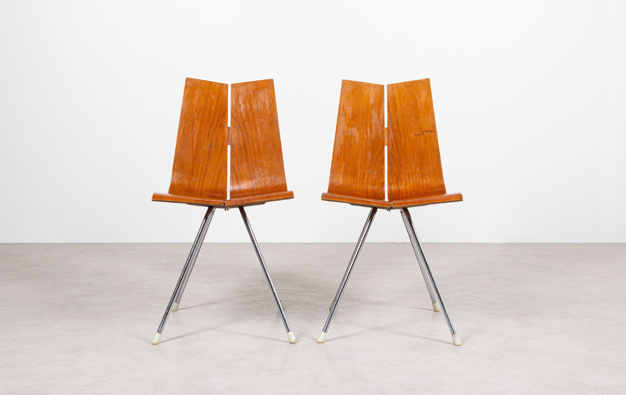 Hans Bellmann GA chairs