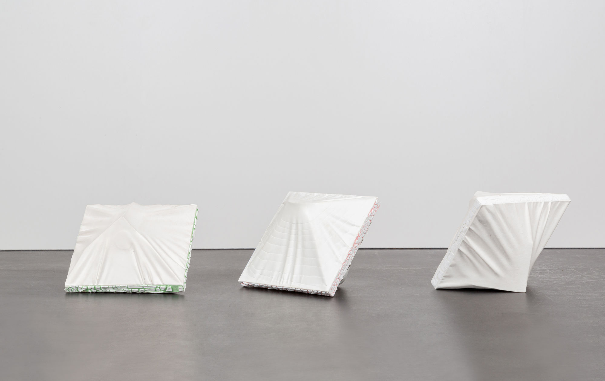 François Ruegg Ceramic sculptures In&Out