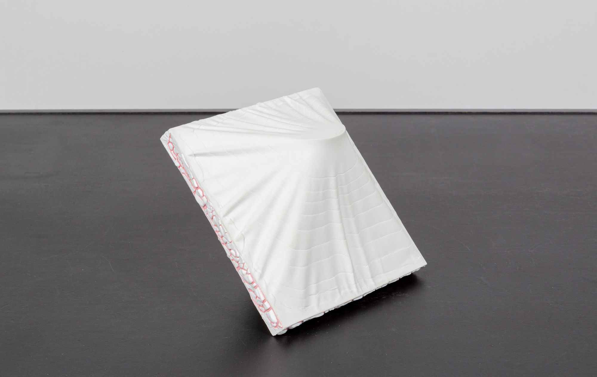 François Ruegg Ceramic sculptures In&Out