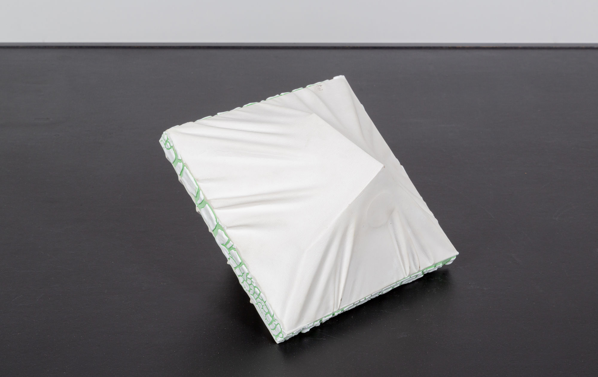 François Ruegg Ceramic sculptures In&Out