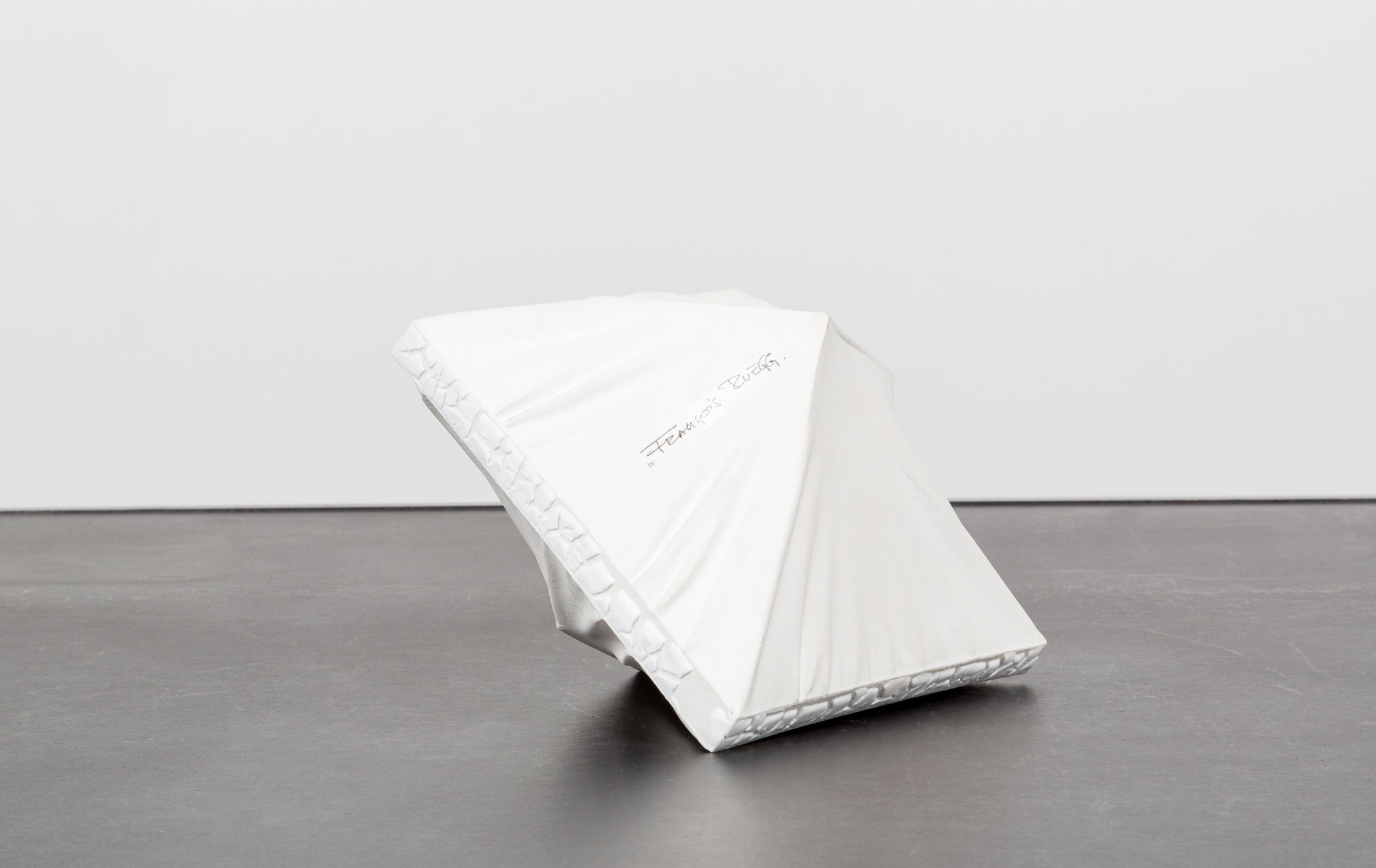 François Ruegg Ceramic sculptures In&Out
