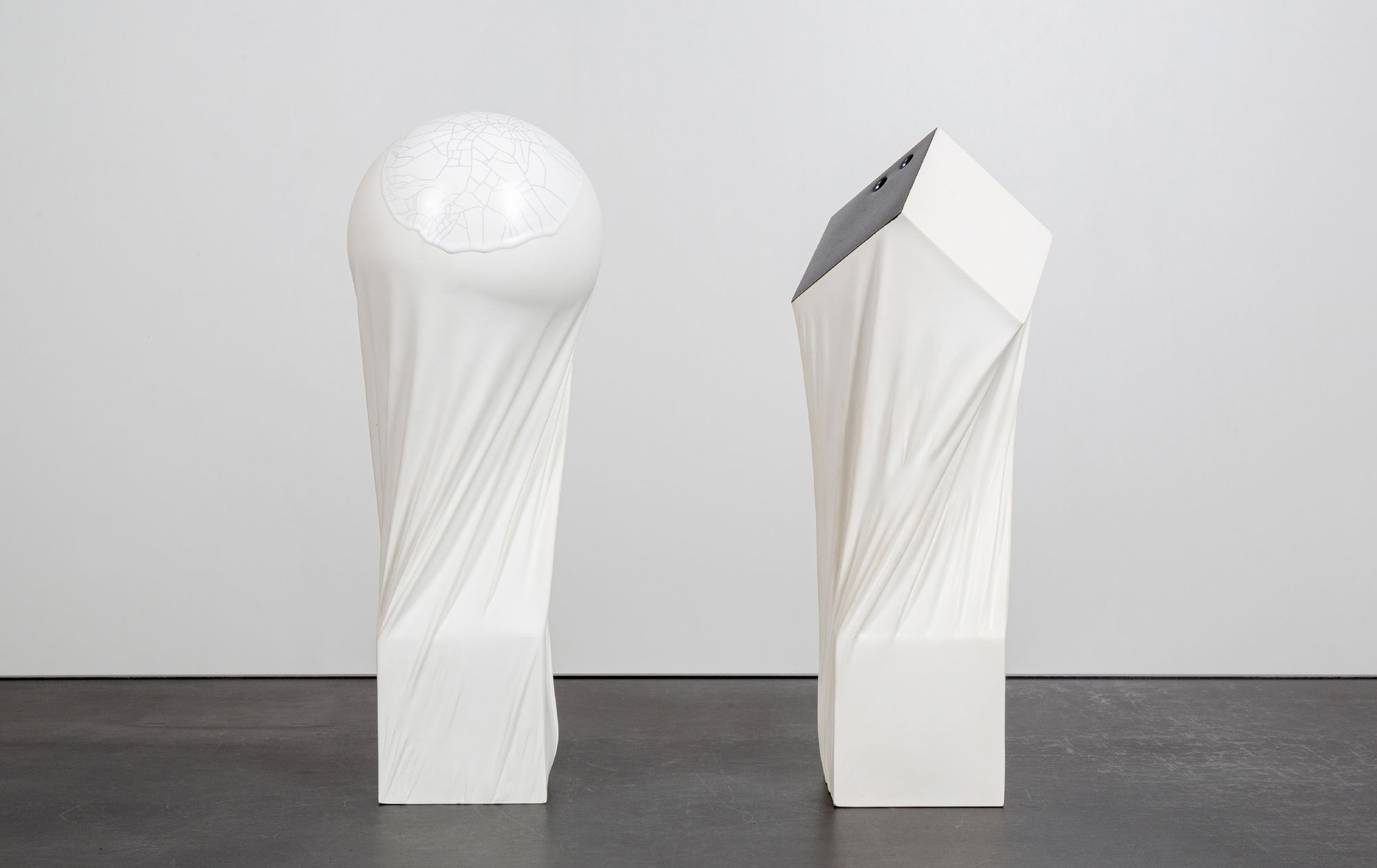 François Ruegg ceramic sculptures Extentions