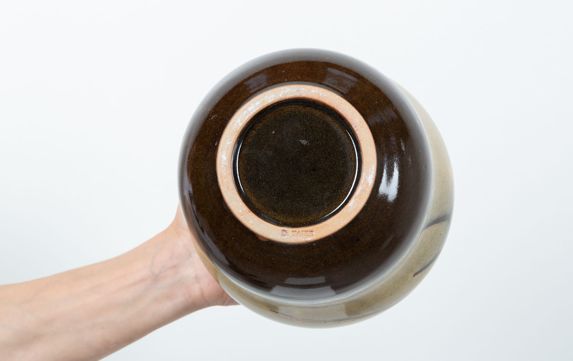 DANIEL DE MONTMOLLIN ceramic vase