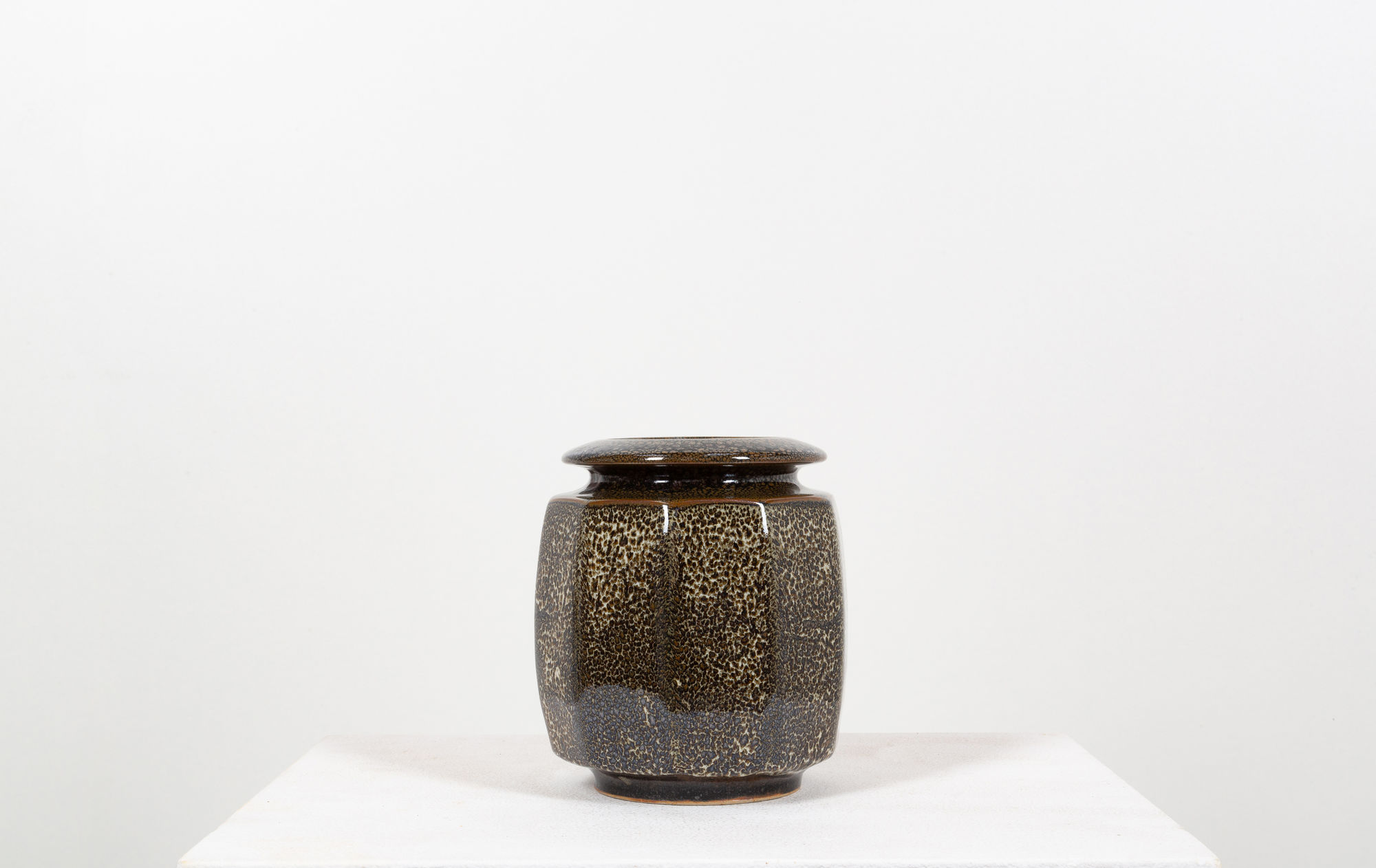 DANIEL DE MONTMOLLIN ceramic vase