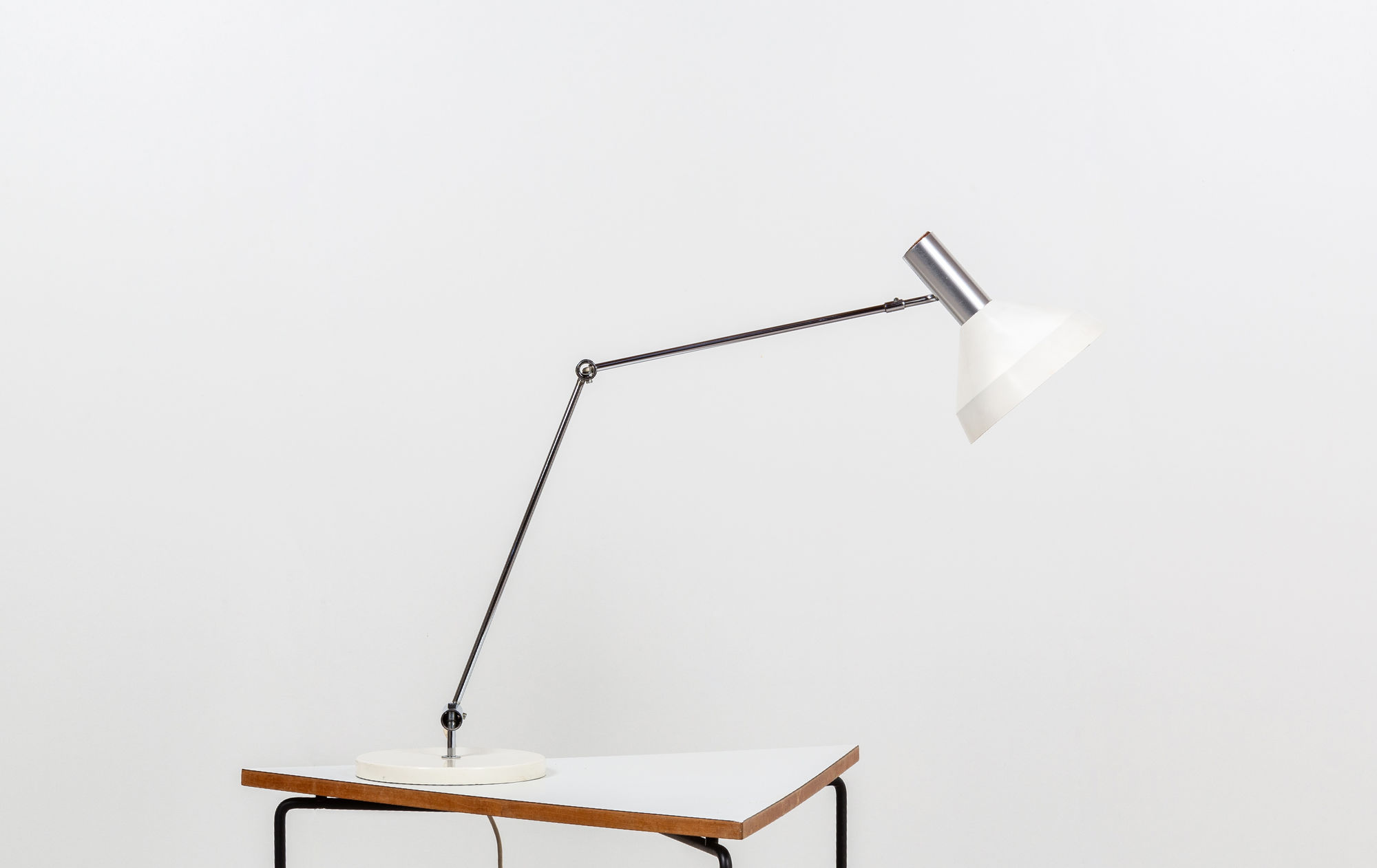 Baltensweiler Type 60 lamp