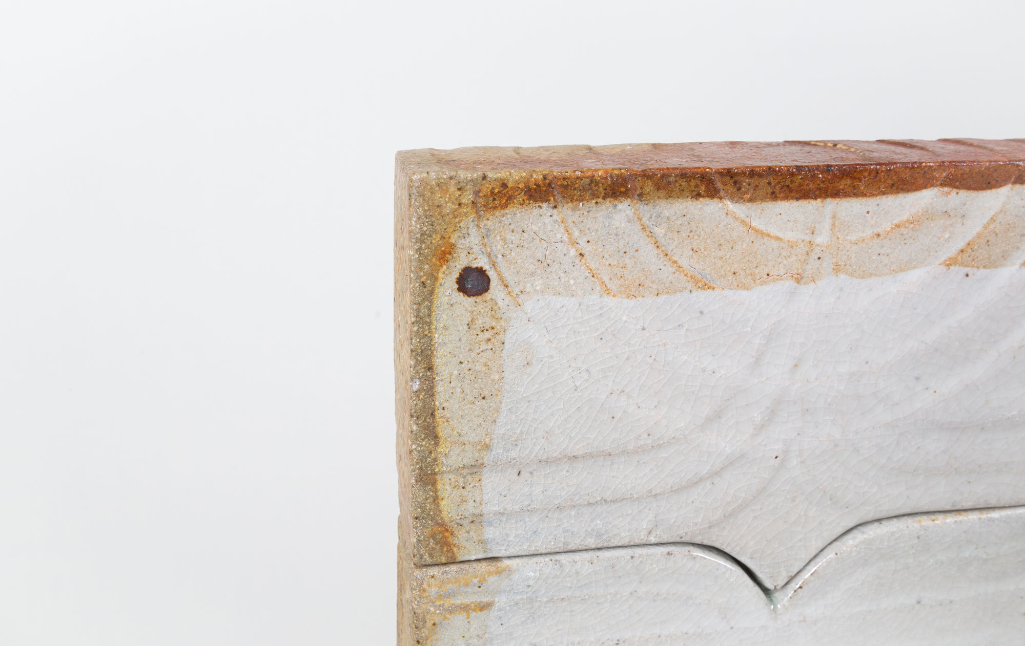 Ceramic stele by ceramist Claude Presset