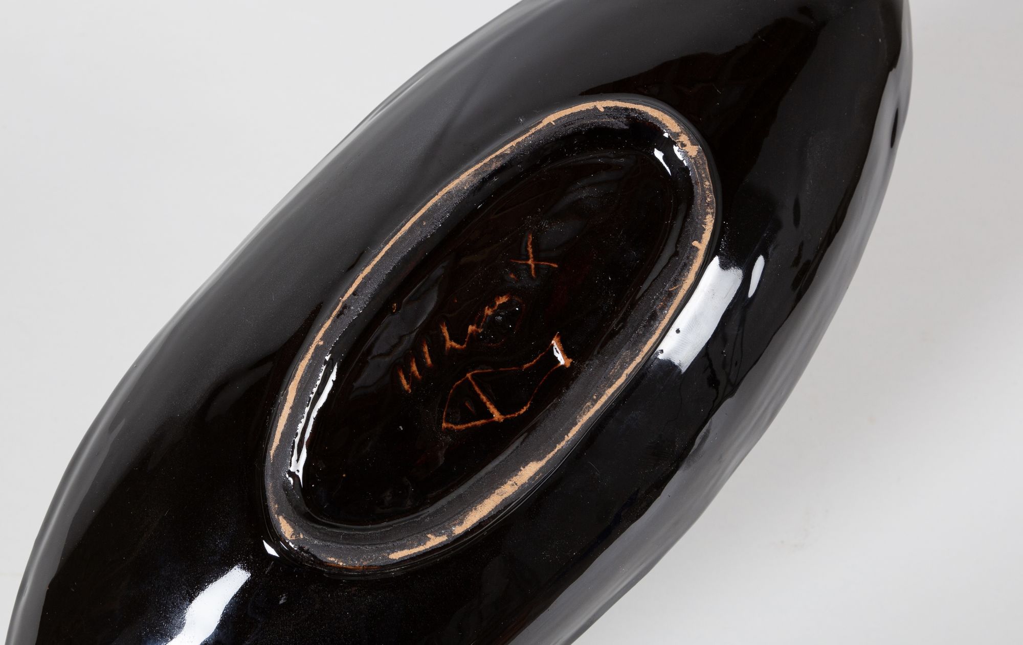 Rare bowl with surrealistic decoration by ceramist Margrit Linck