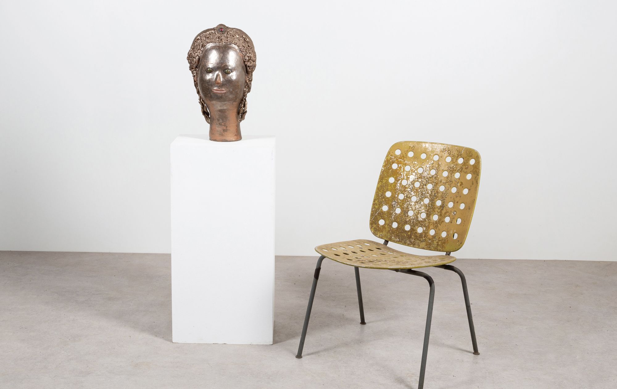 Large ceramic sculpture "Lune de Venise" by artist Pierrette Favarger