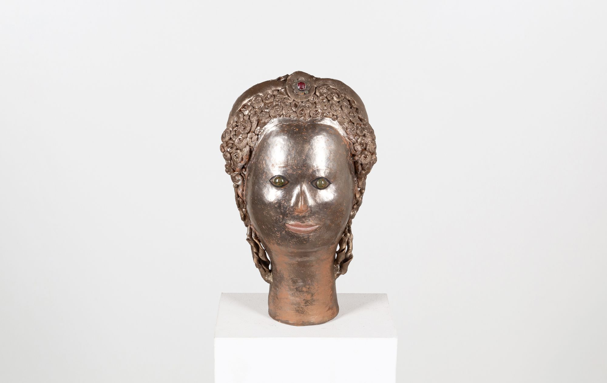 Large ceramic sculpture "Lune de Venise" by artist Pierrette Favarger