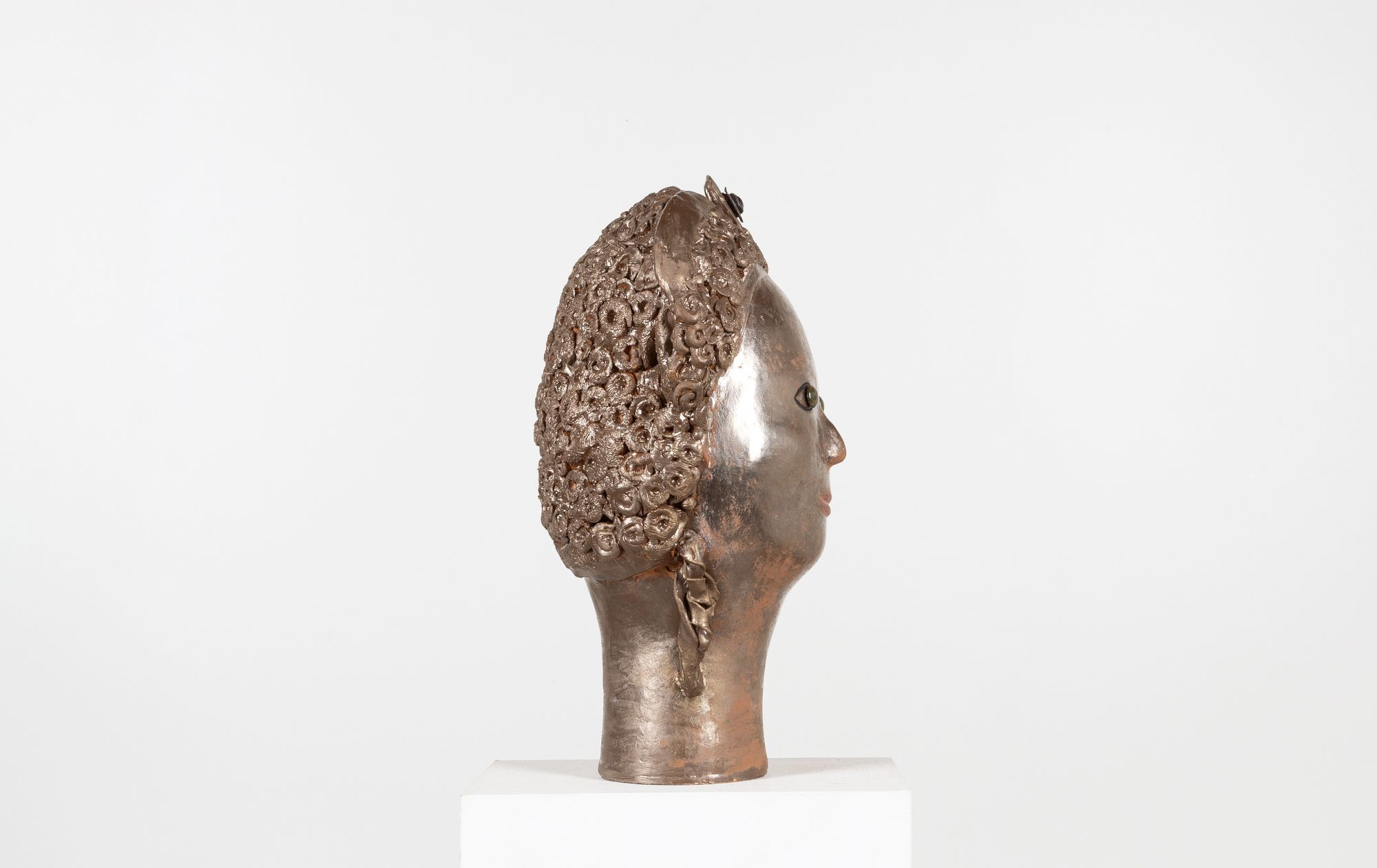 Large ceramic sculpture "Lune de Venise" by artist Pierrette Favarger