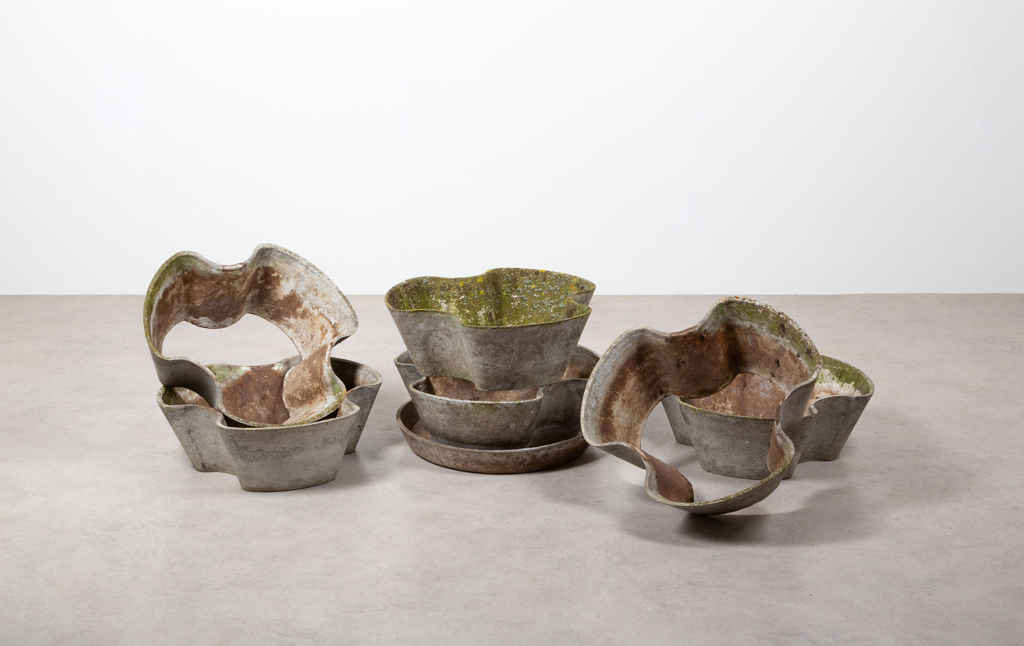 Willy Guhl flower pot