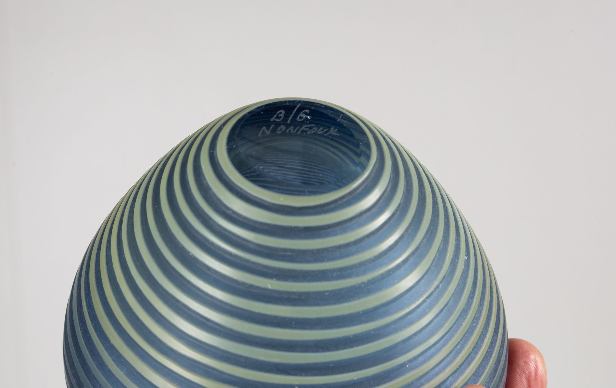 glass vase Baldwin&Guggisberg