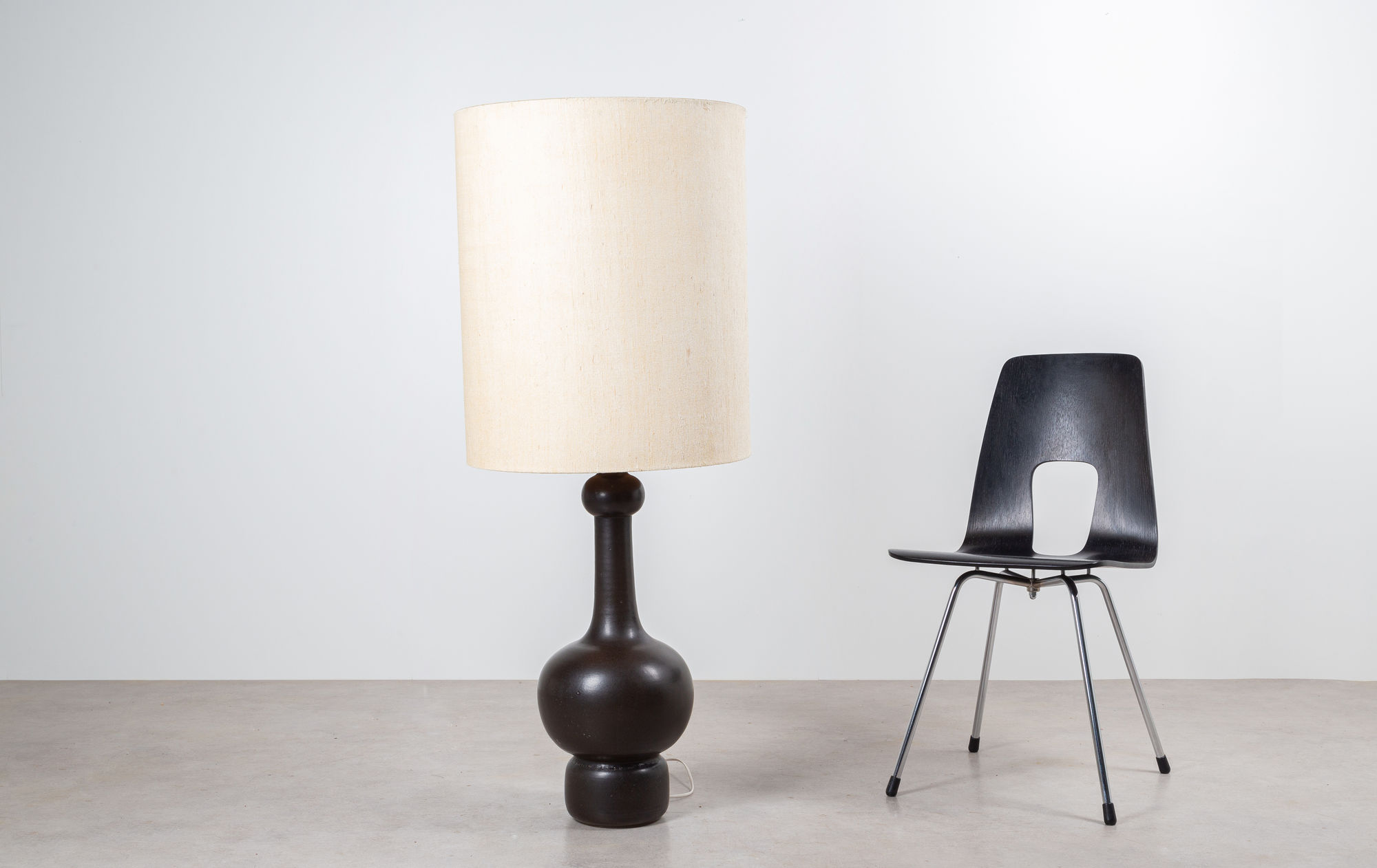 Jean-Pierre_Devaud floor lamp