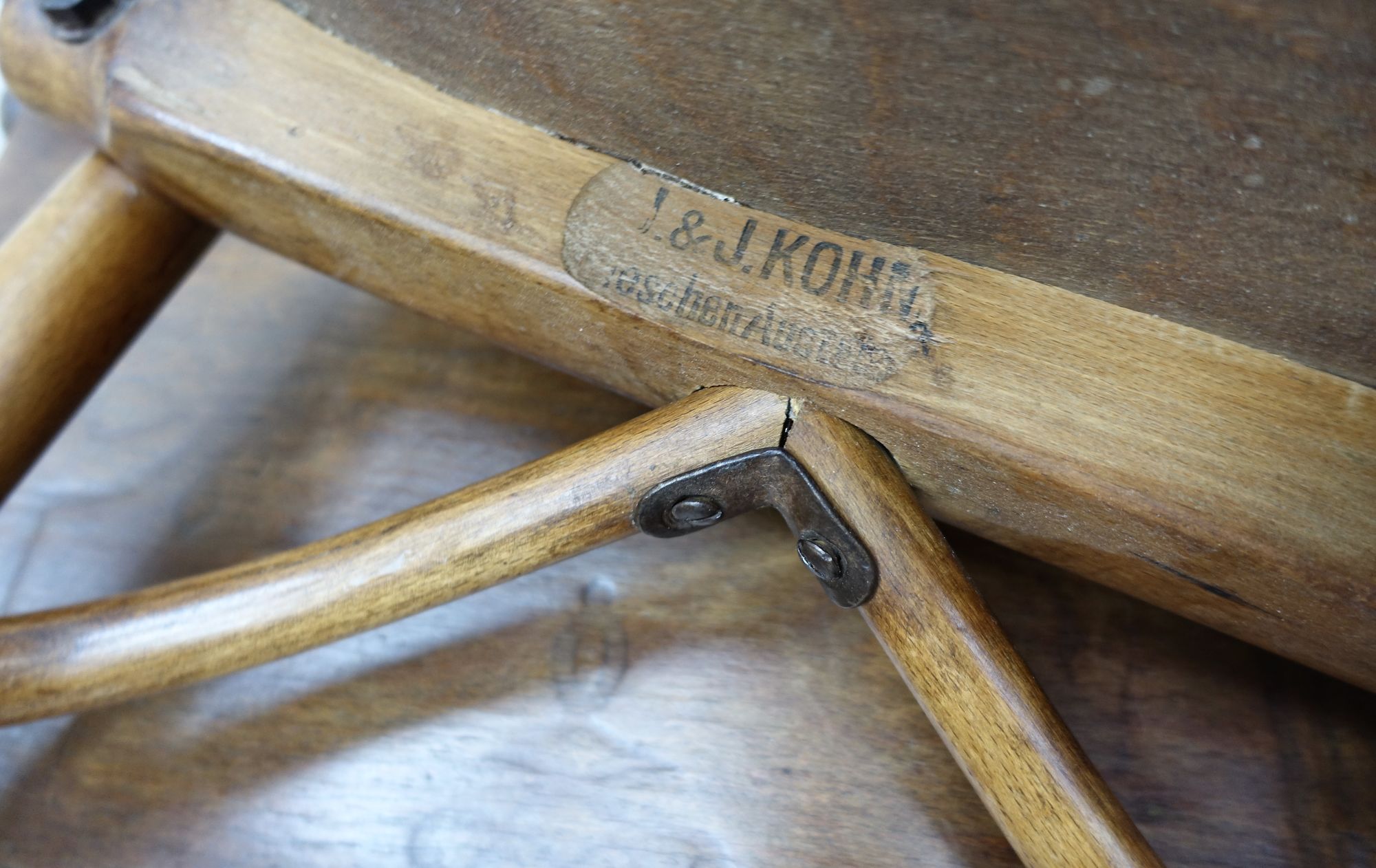 Jacob & Josef Kohn chairs