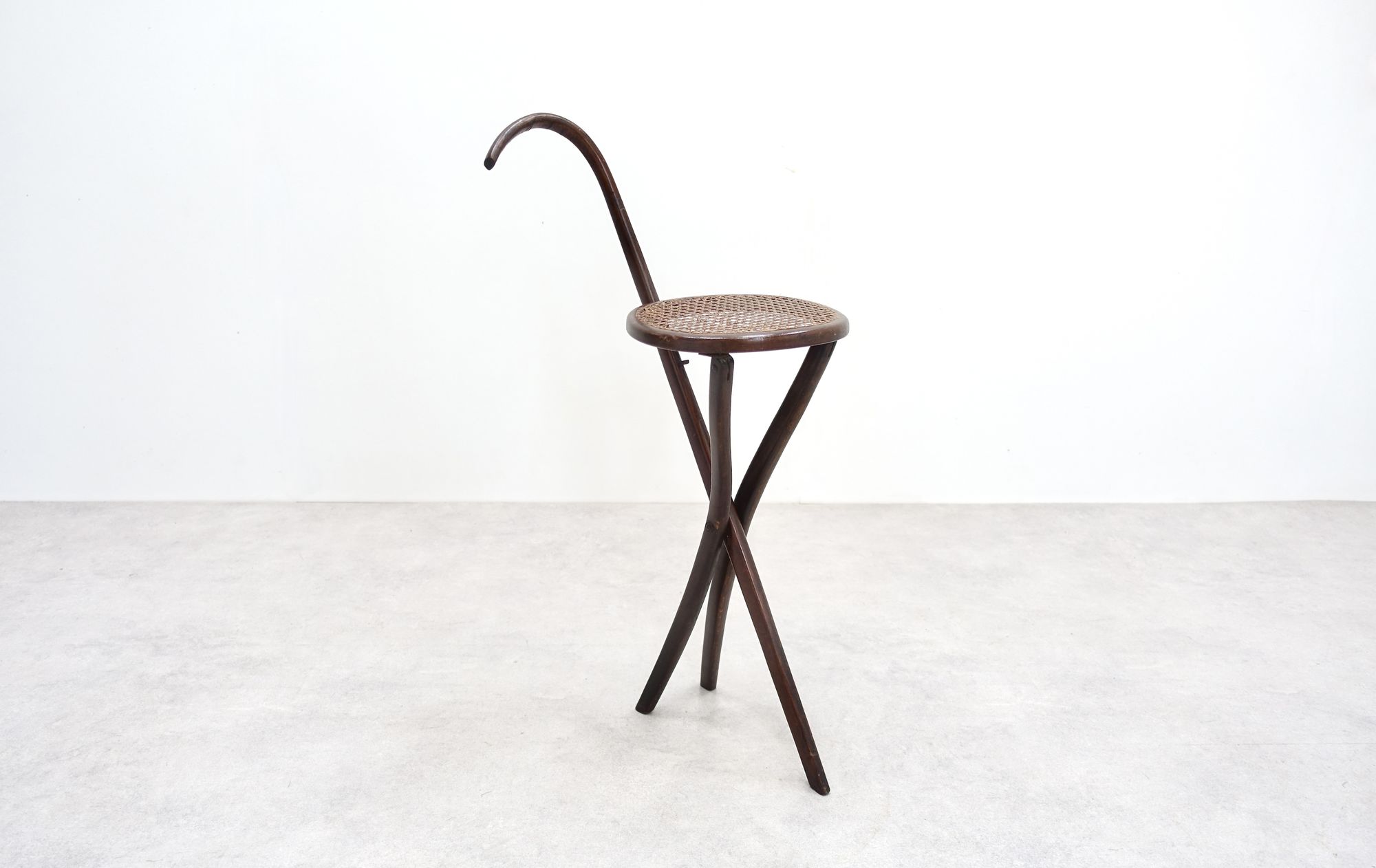 Thonet seat cane