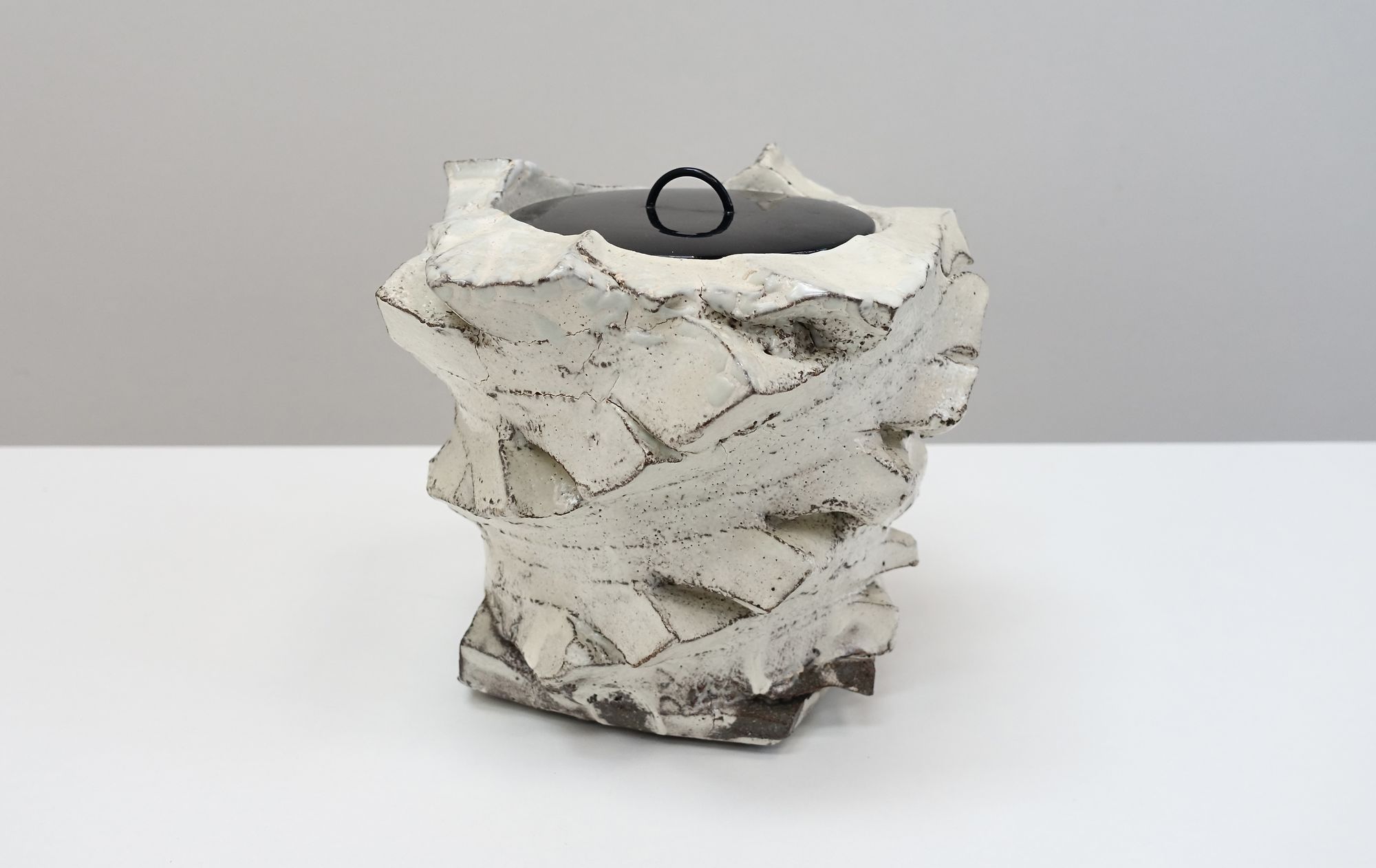 Ceramic box Shozo Michikawa 2000s