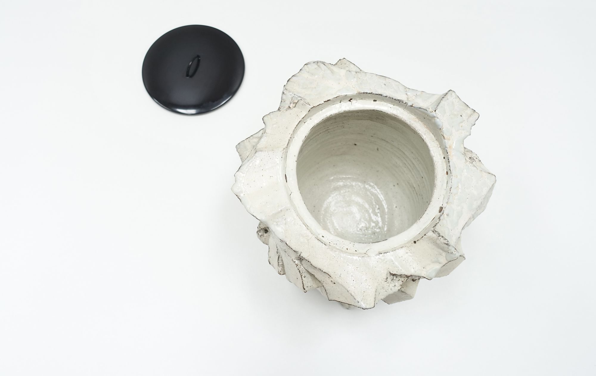 ceramic box Shozo Michikawa