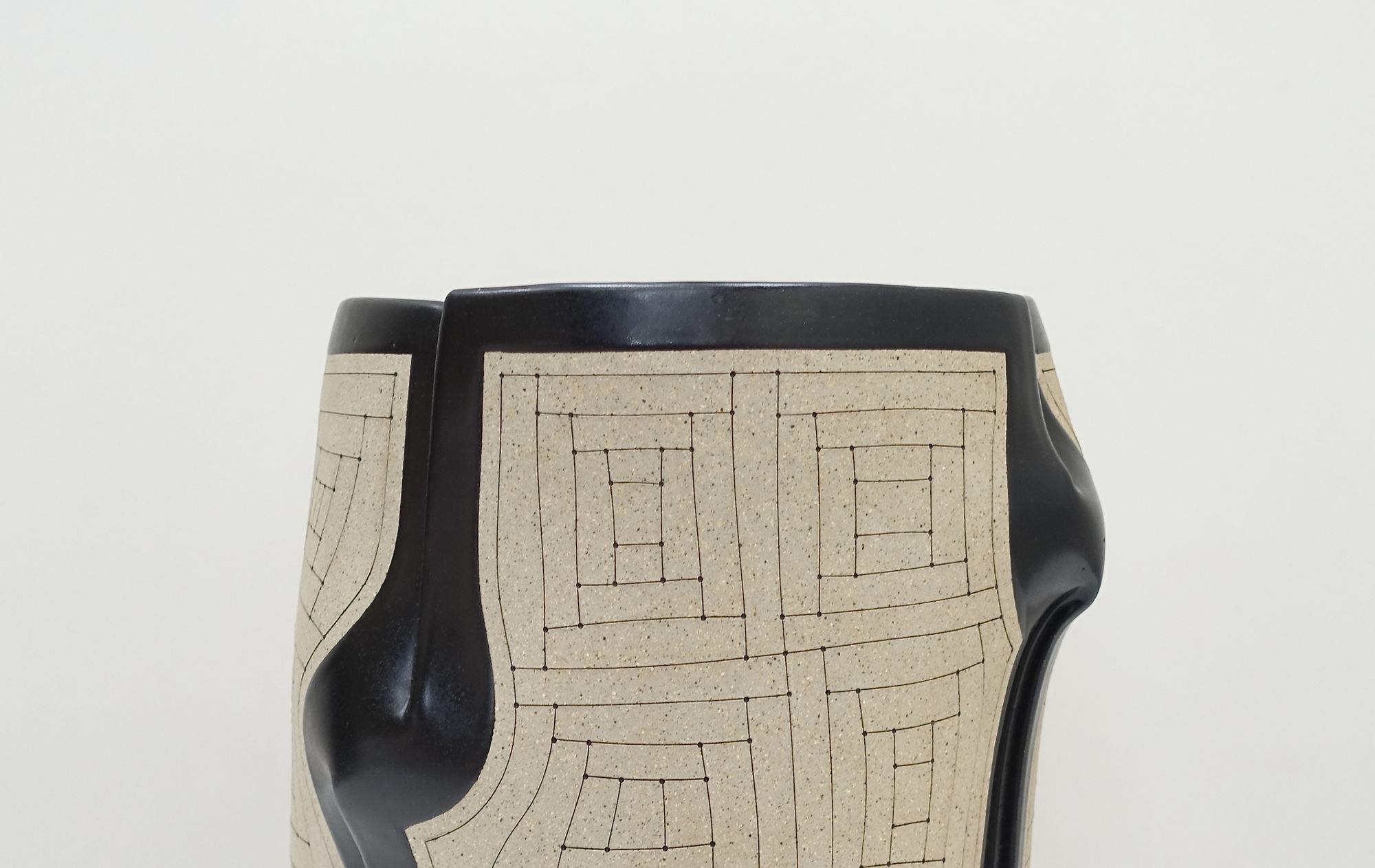 ceramic Gustavo Perez