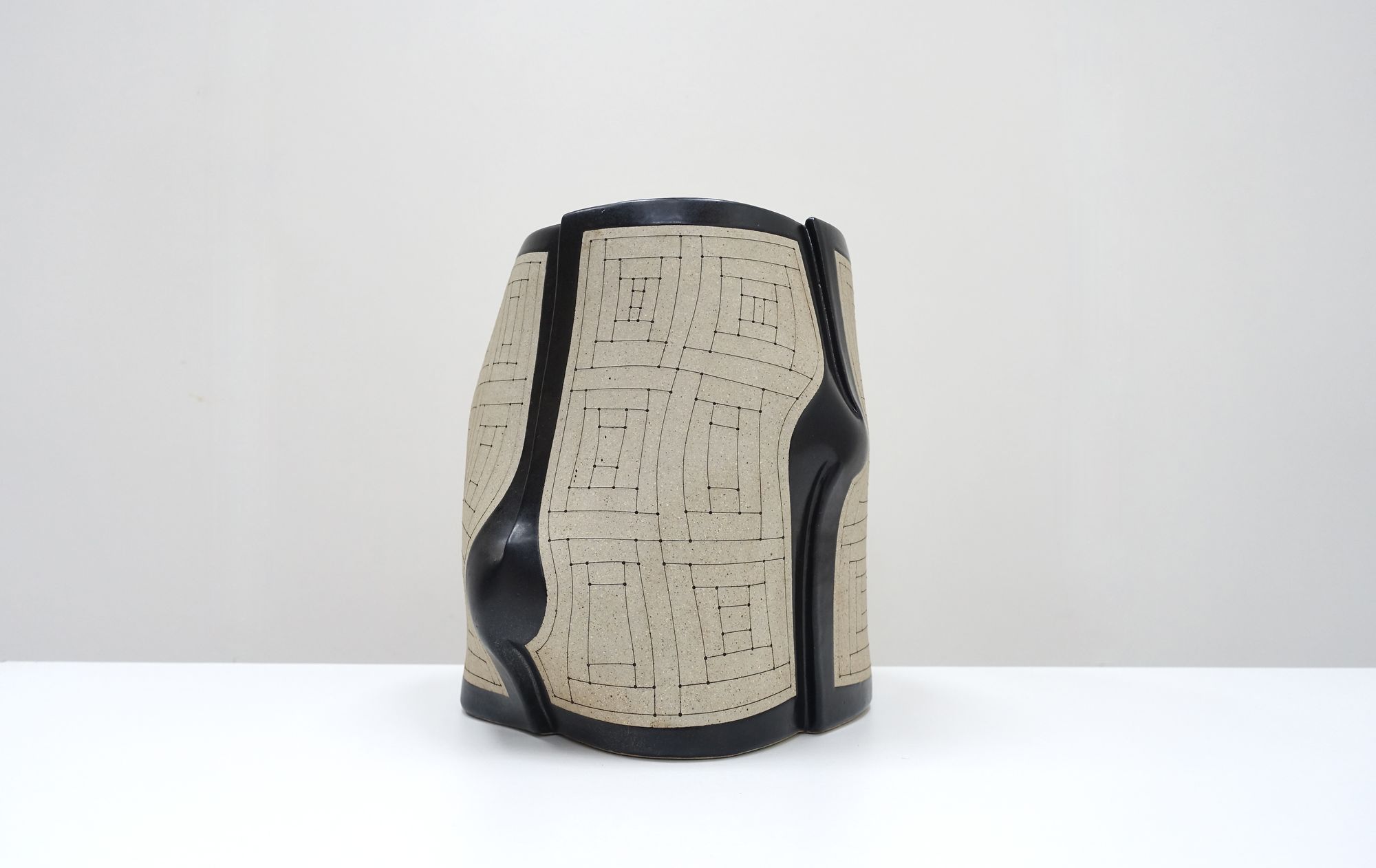 ceramic Gustavo Perez