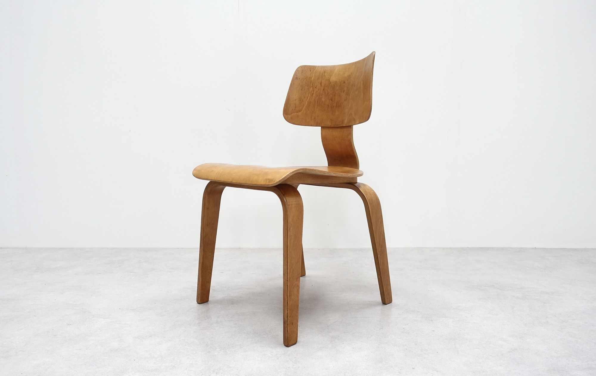 Plywood chair Horgen Glarus Swiss 50s