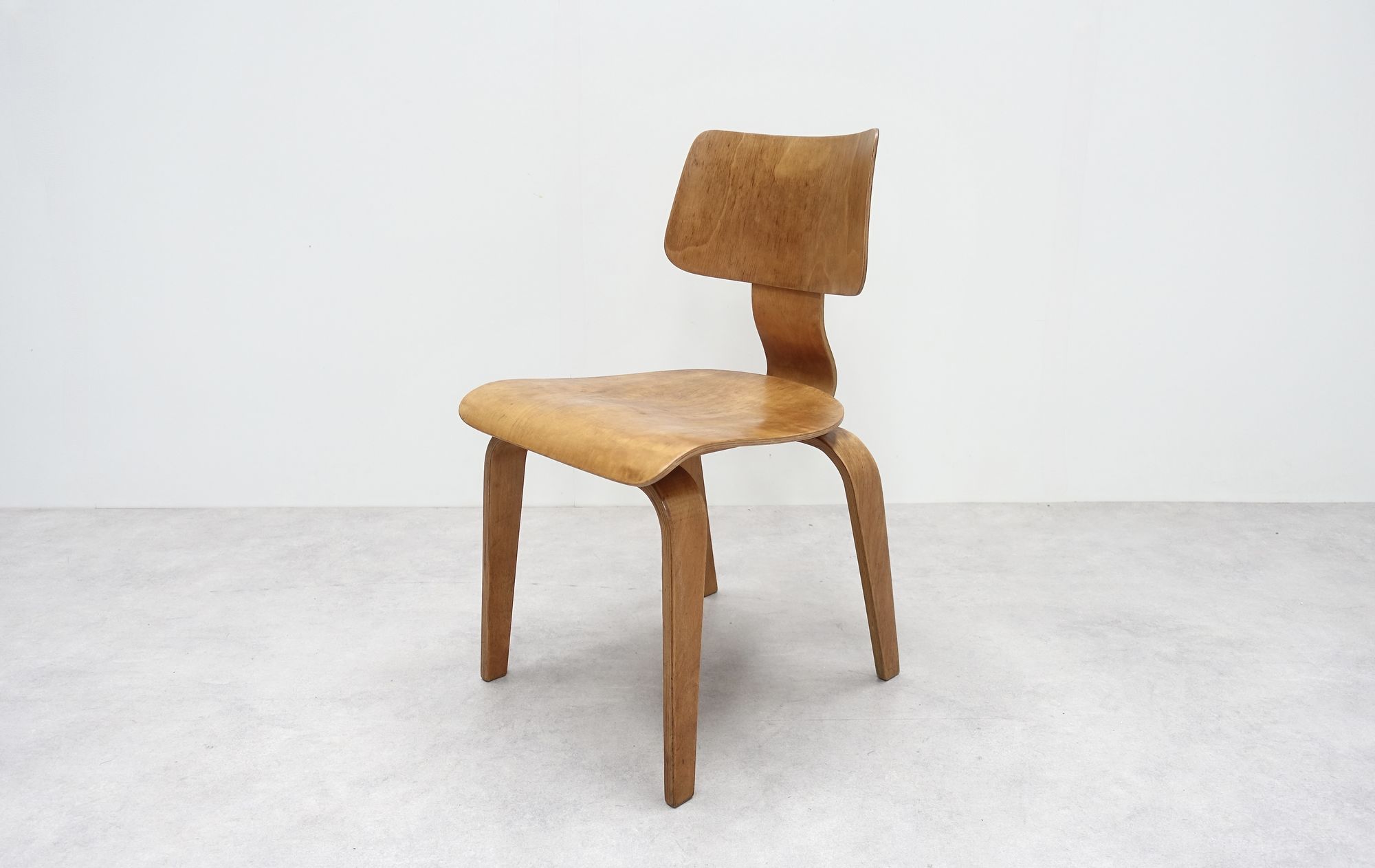 Plywood chair Horgen Glarus Swiss 50s