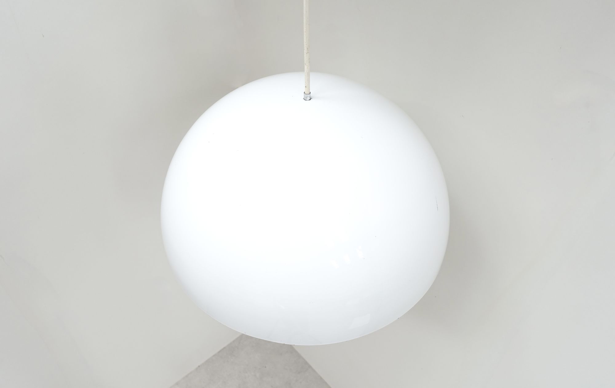 big flower pot lamps Verner Panton Poulsen 70s