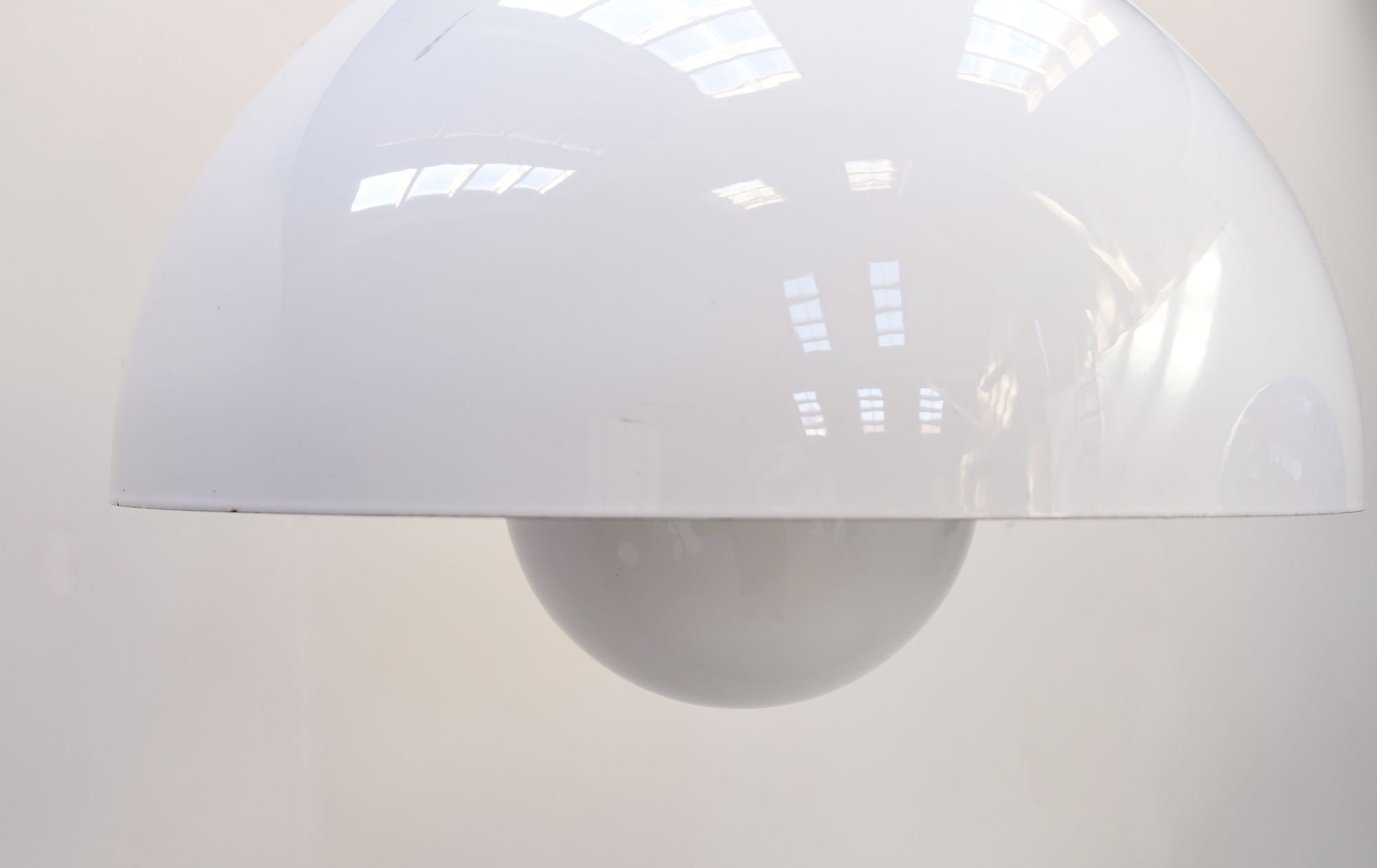 big flower pot lamps Verner Panton Poulsen 70s