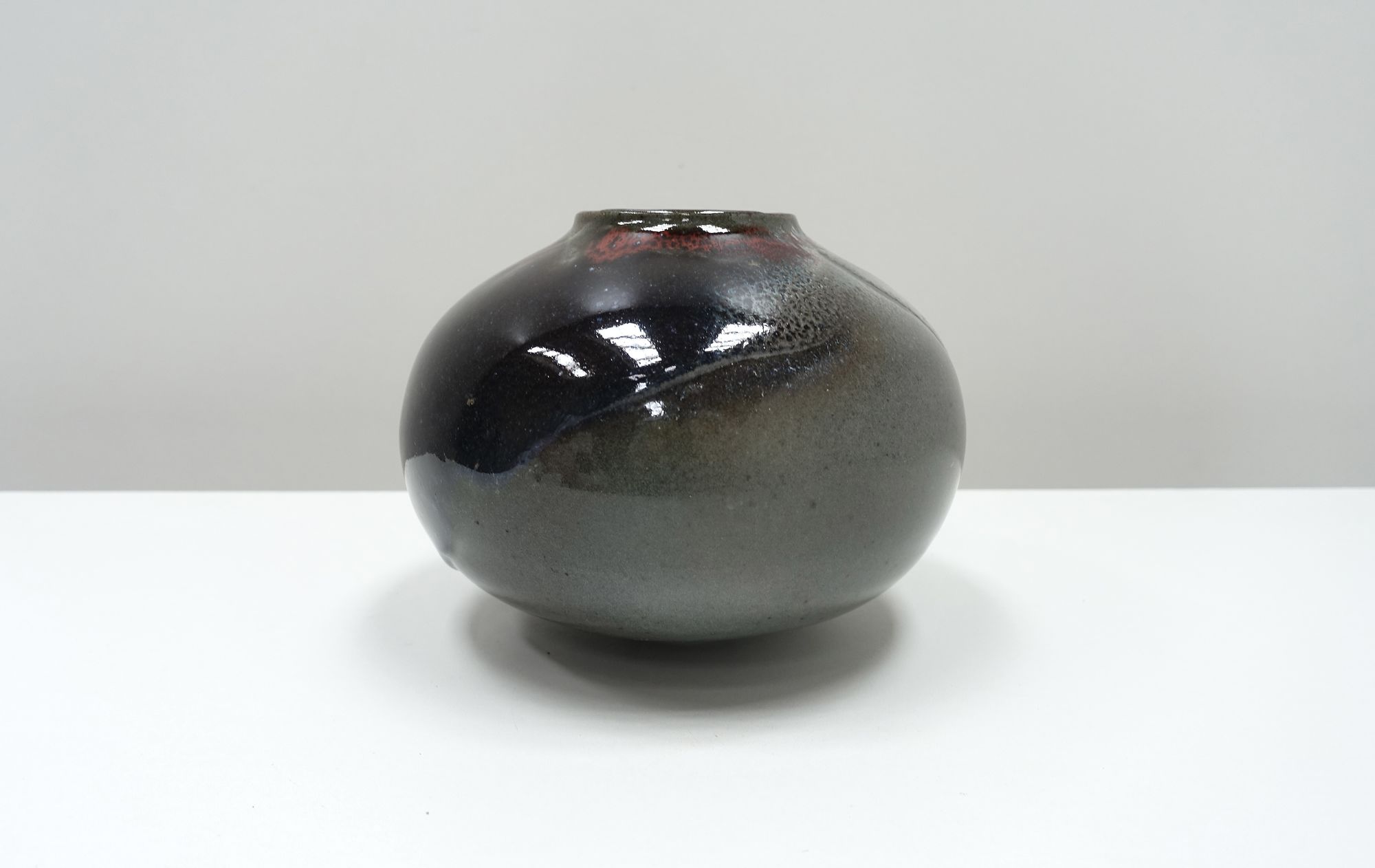 ceramic vase René Ben Lisa