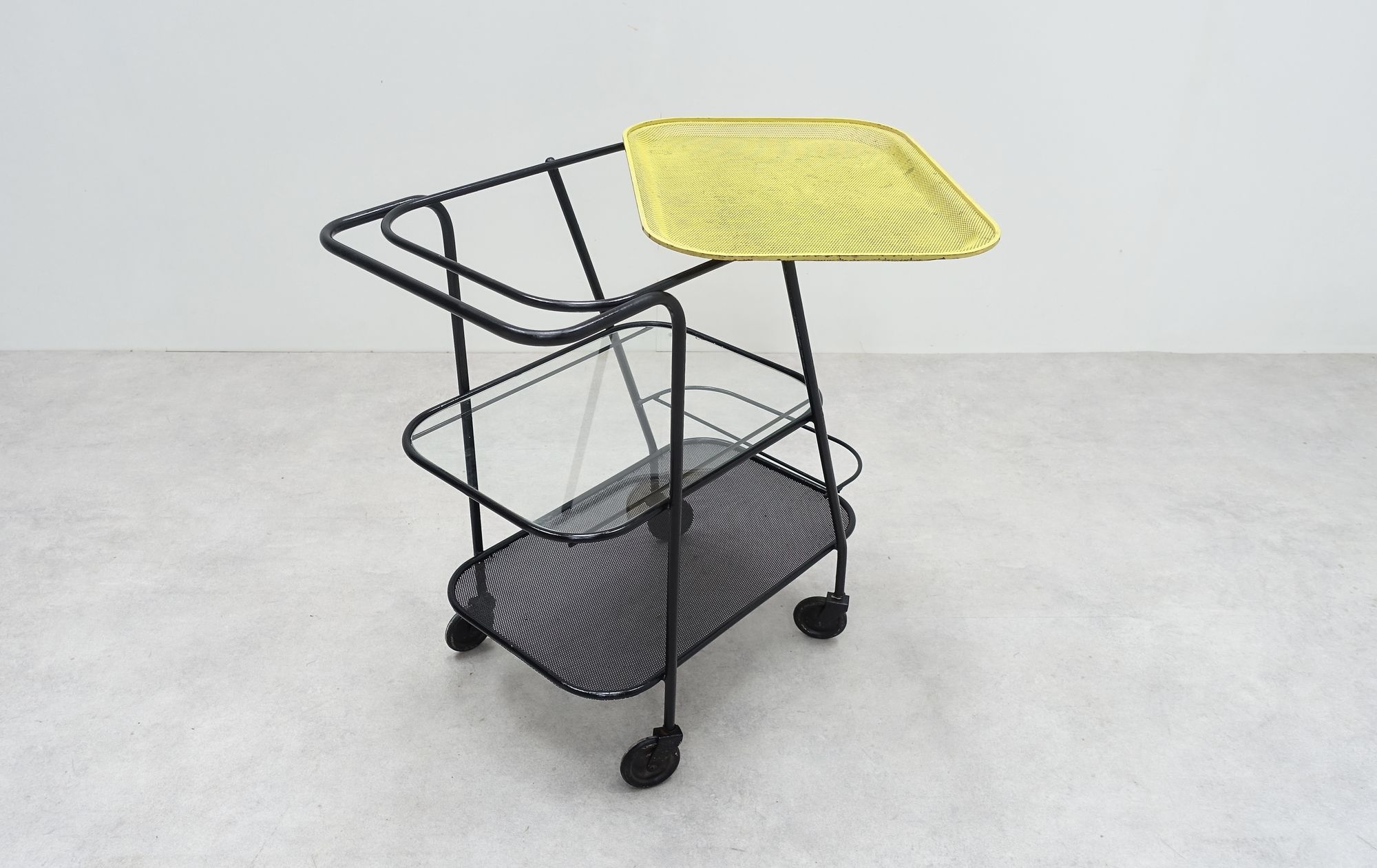 service cart Mathieu Matégot 50s