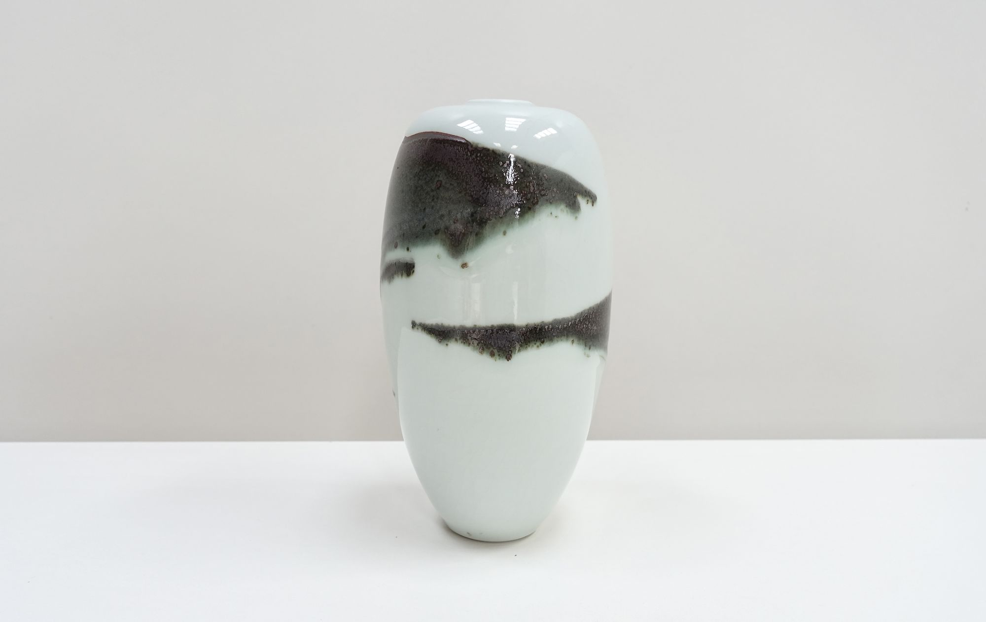 ceramic vase Charles Hair 90s