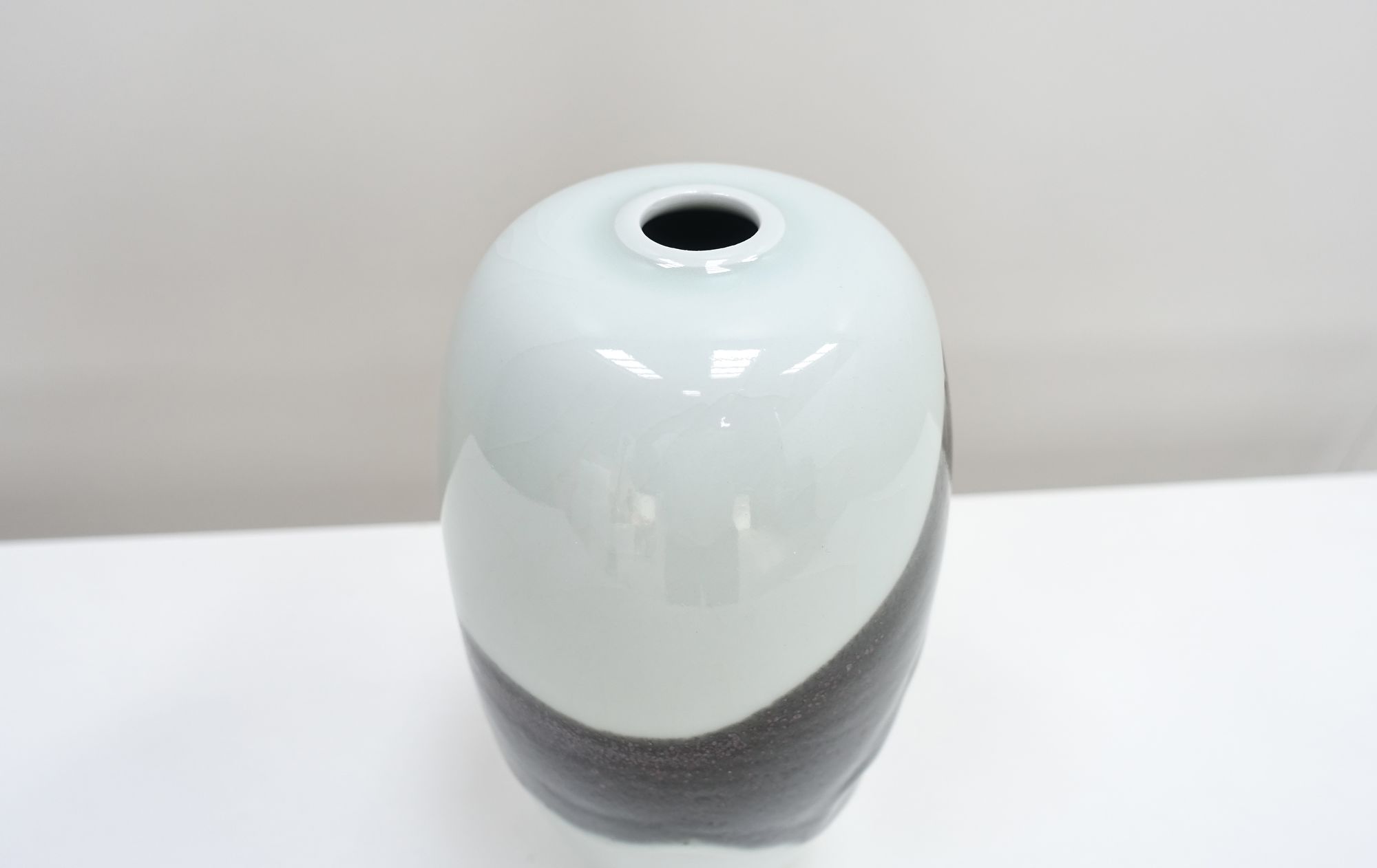 ceramic vase Charles Hair 90s