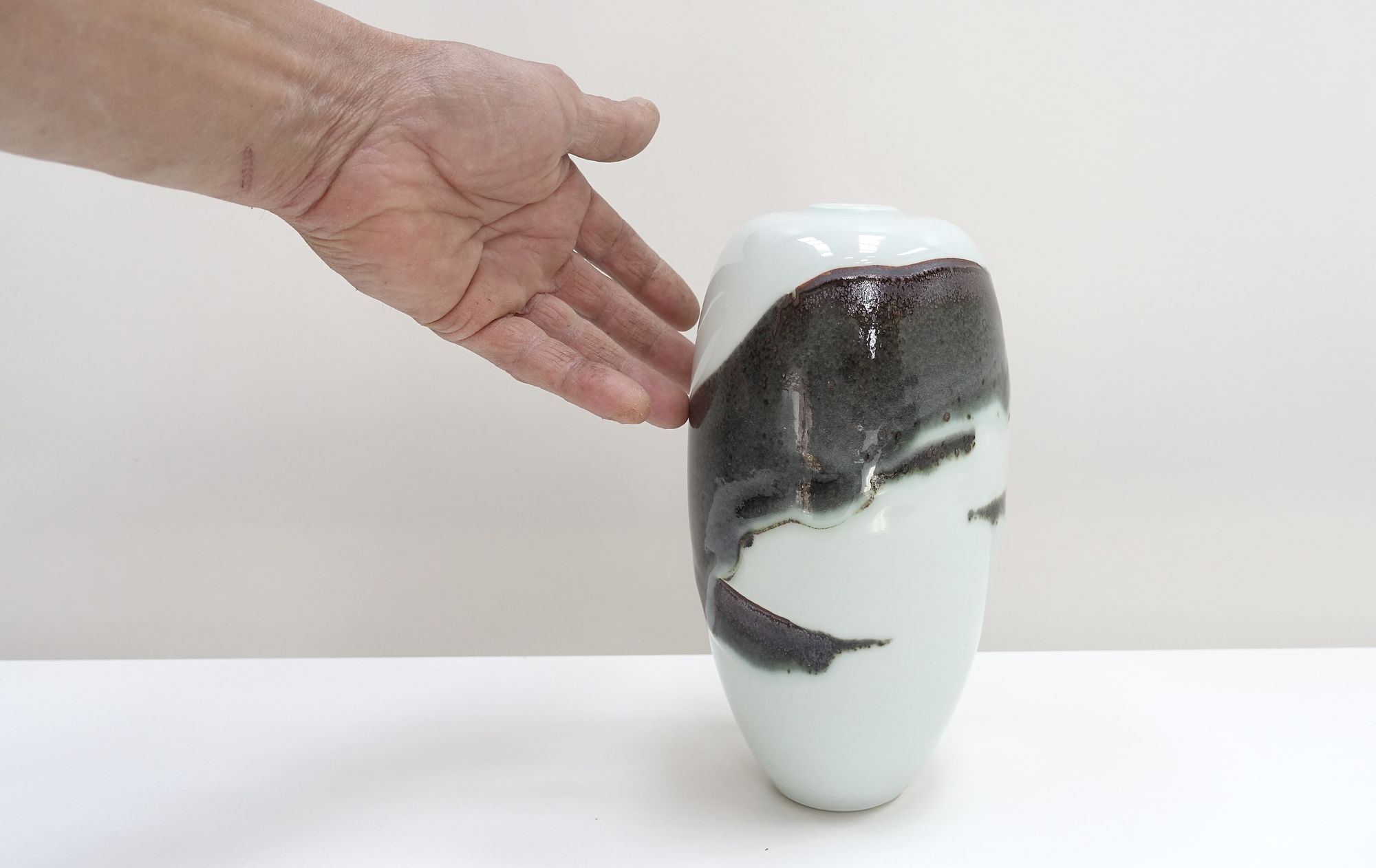 ceramic vase Charles Hair 90s