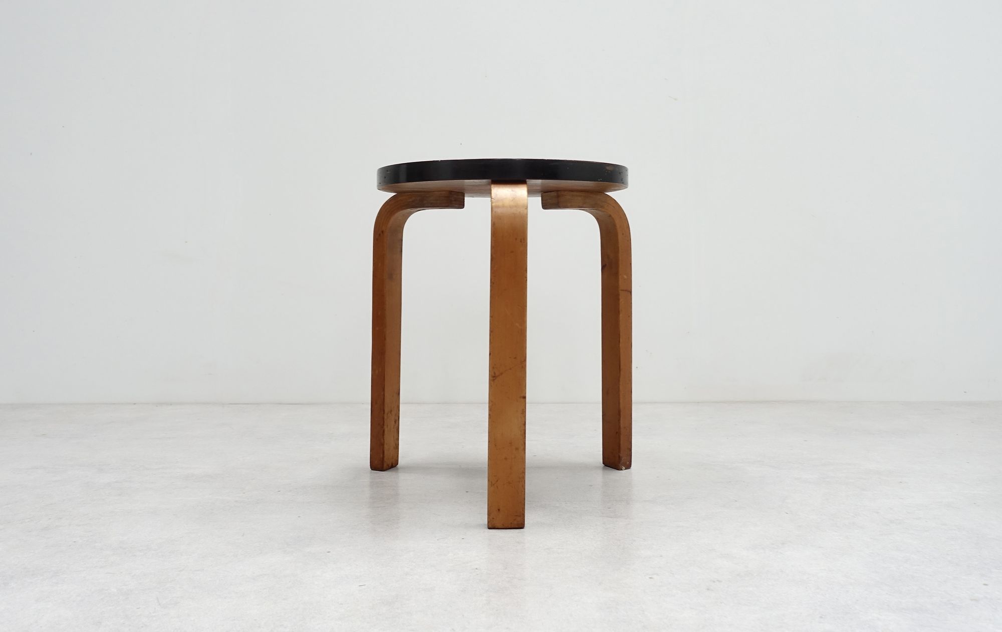 stool E60 Alvar Aalto  Finmar '30s