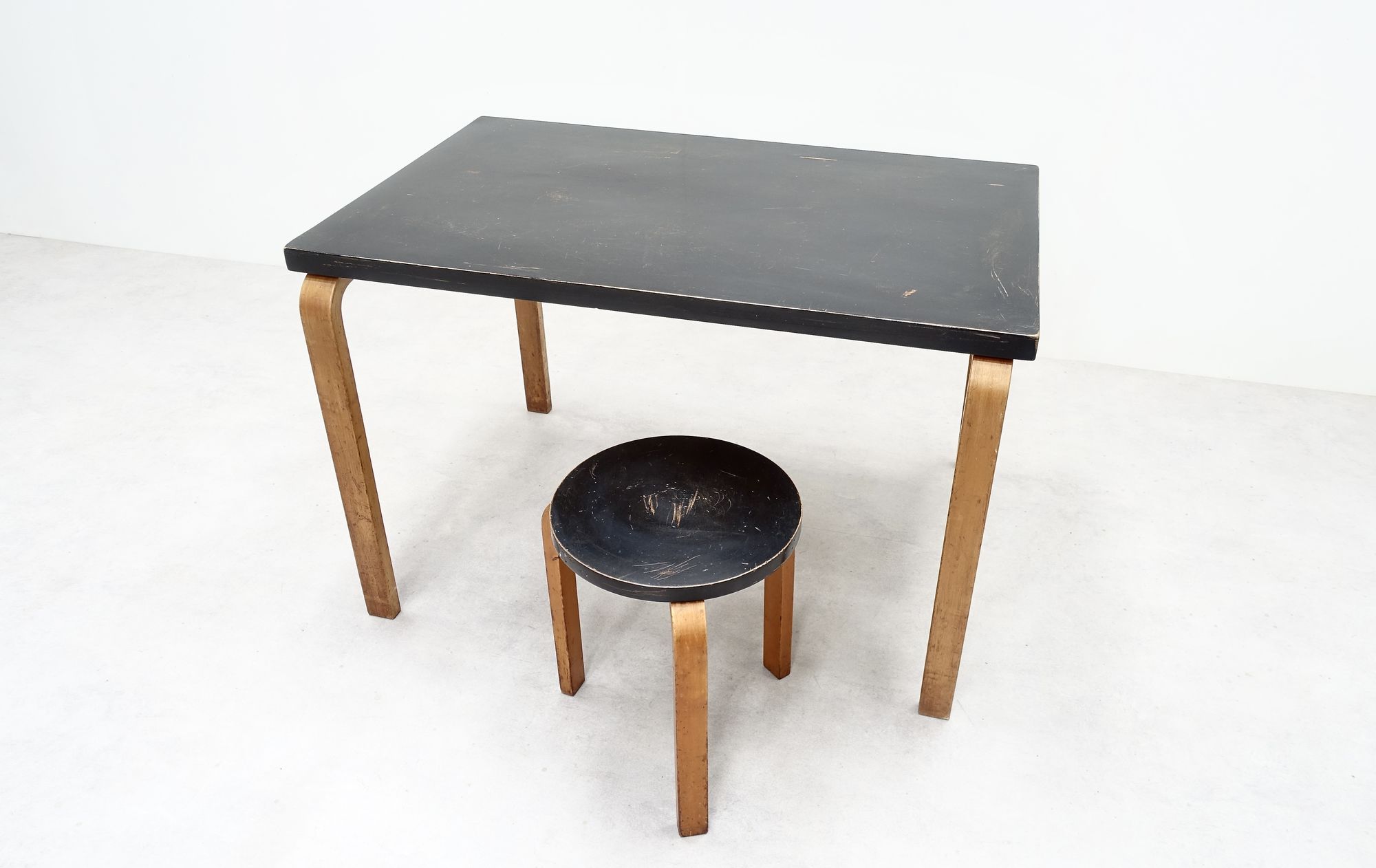 stool E60 Alvar Aalto  Finmar '30s