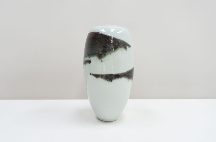 ceramic vase Charles Hair 90s